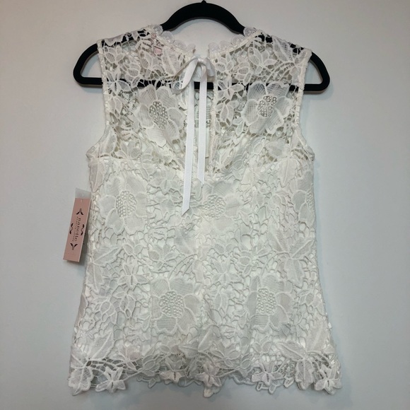Nannette Lepore lace top size m white - Picture 6 of 6